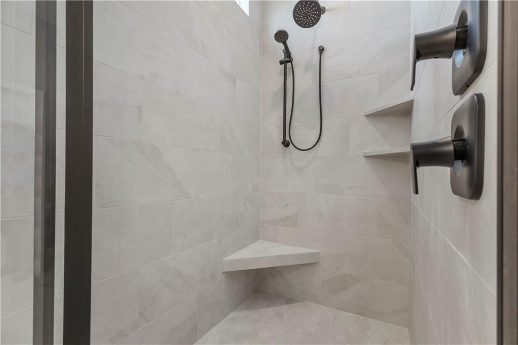 4830 NW Huonker Court — photo 16