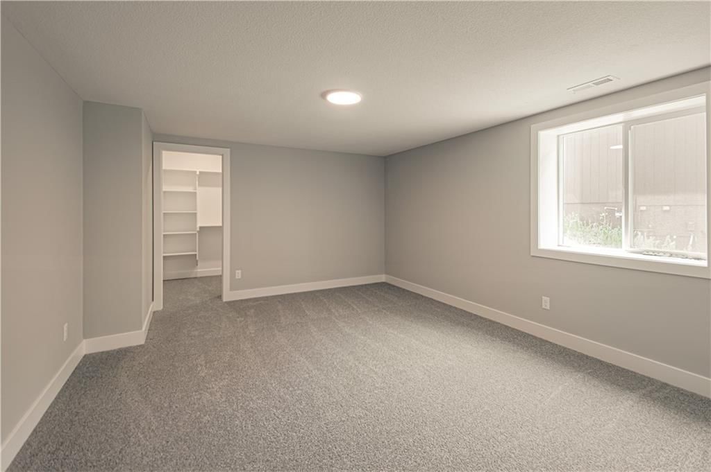 4830 NW Huonker Court — photo 35