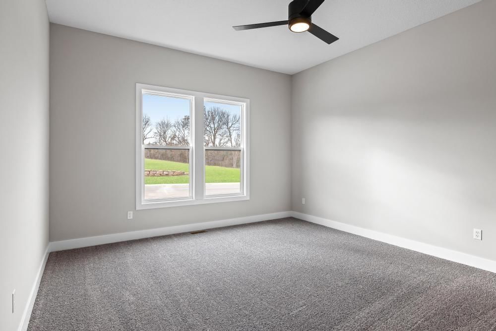 4840 NW Huonker Court — photo 3