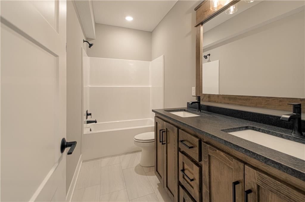 4840 NW Huonker Court — photo 41