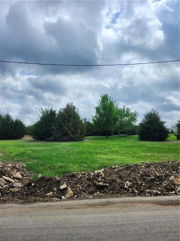 97 & 101 Linn Valley Drive — photo 9