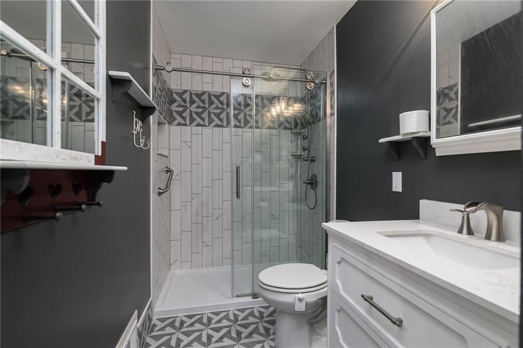 5208 N Wayne Avenue — photo 15