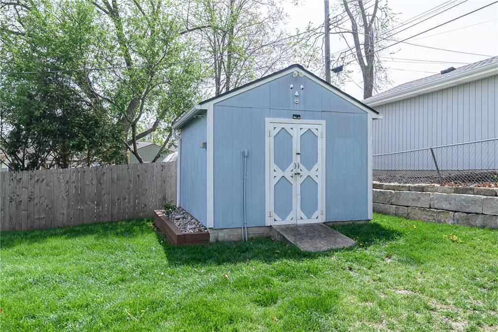 5208 N Wayne Avenue — photo 20