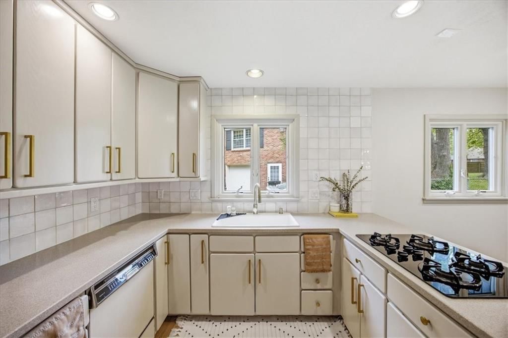4407 E 108th Street — photo 10
