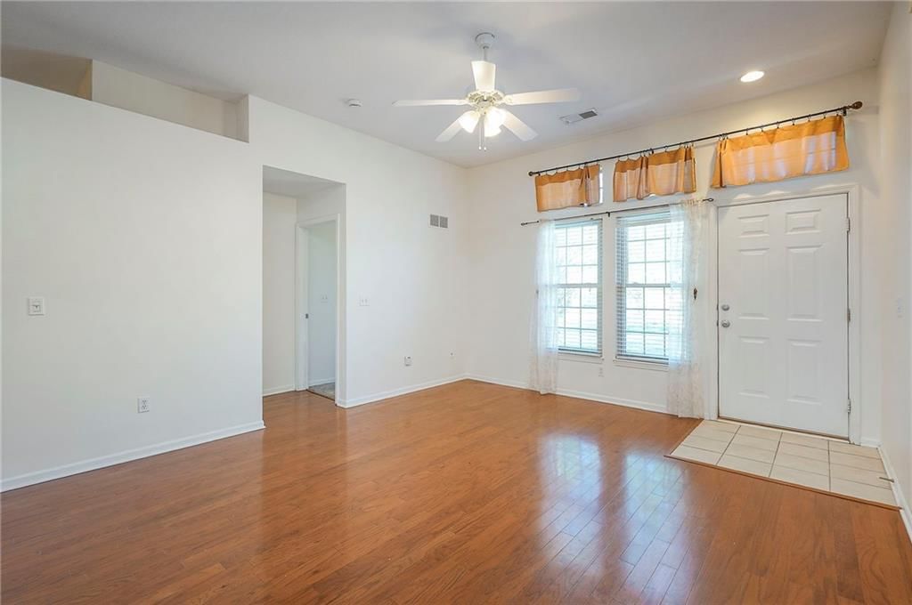 18437 W 156th Terrace — photo 5