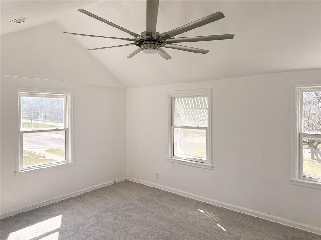 5439 & 5441 Swope Parkway — photo 7