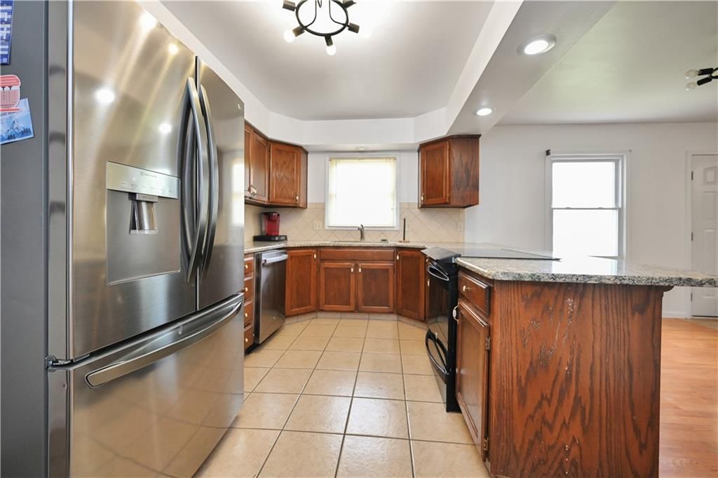 413 Madore Street — photo 4