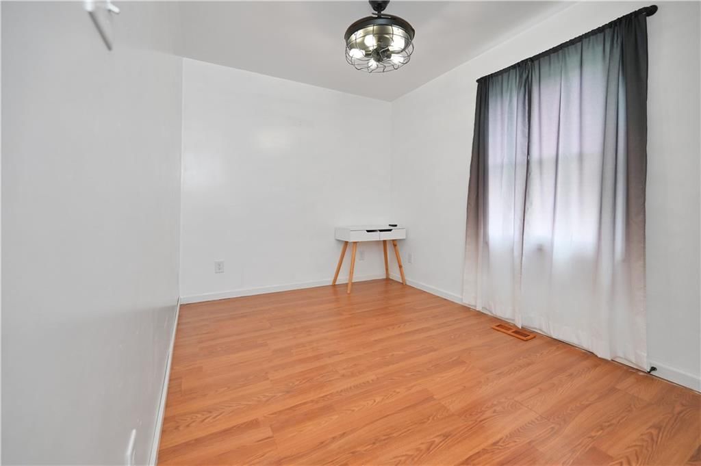 413 Madore Street — photo 9