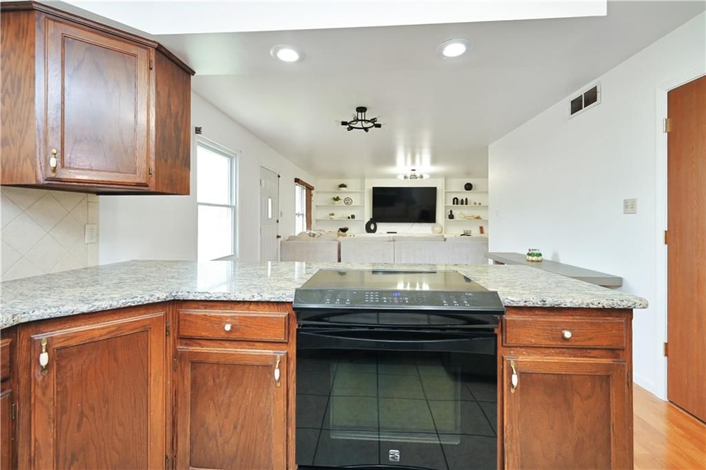 413 Madore Street — photo 13