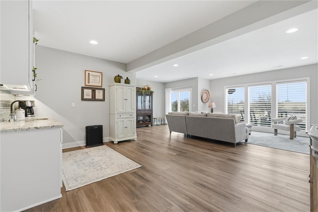 10745 N Bell Street — photo 26