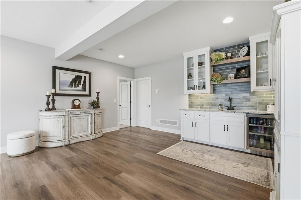 10745 N Bell Street — photo 27