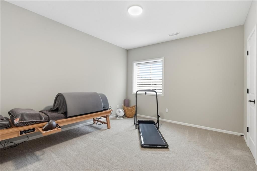 10745 N Bell Street — photo 29