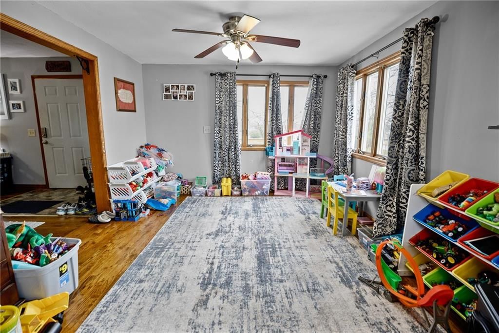 141 E 7th Street — photo 3