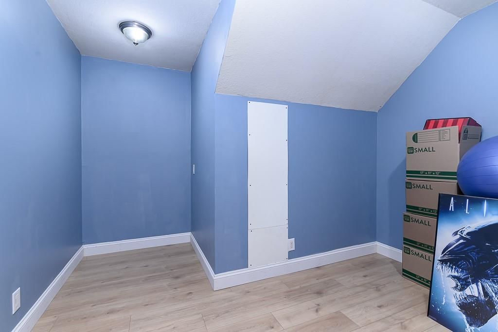 25080 State Avenue — photo 28