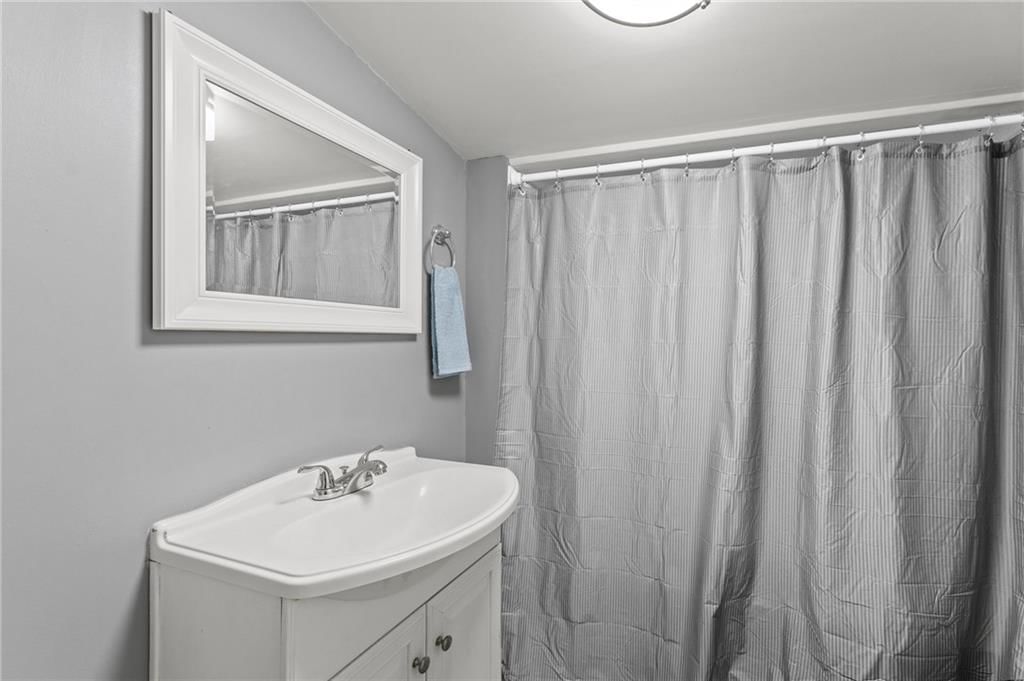 304 E Shawnee Street — photo 24