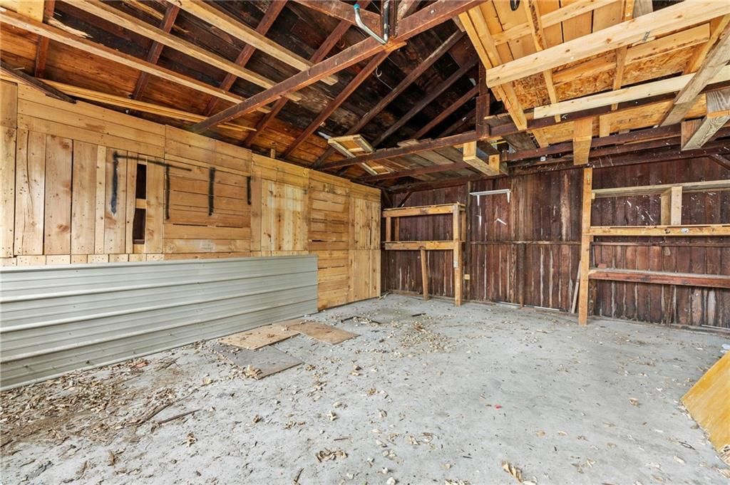304 E Shawnee Street — photo 31