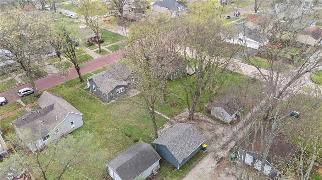 304 E Shawnee Street — photo 49