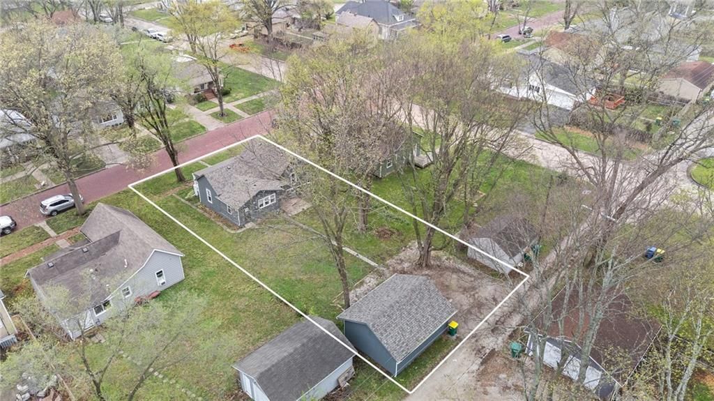 304 E Shawnee Street — photo 50
