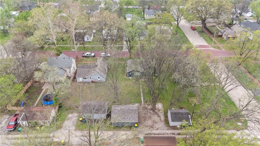 304 E Shawnee Street — photo 52