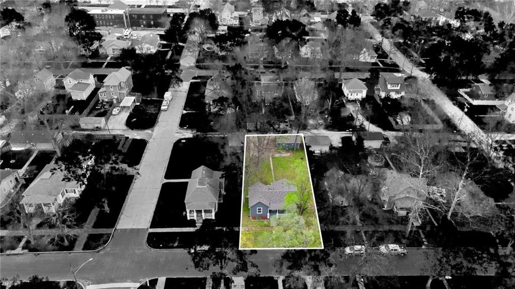 304 E Shawnee Street — photo 56