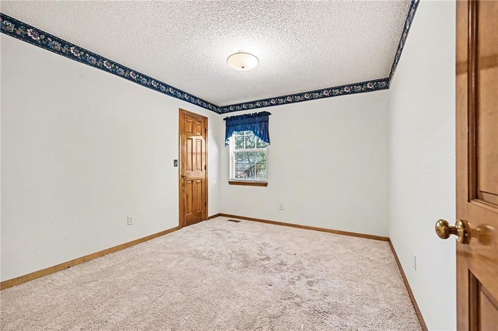 15038 W 146th Street — photo 16
