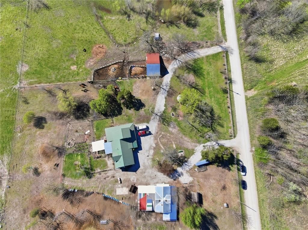5683 Botkin Road — photo 32