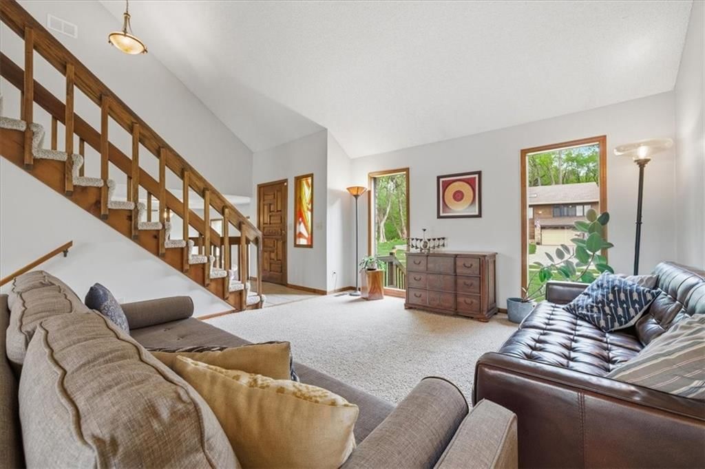 13105 W 69th Street — photo 4