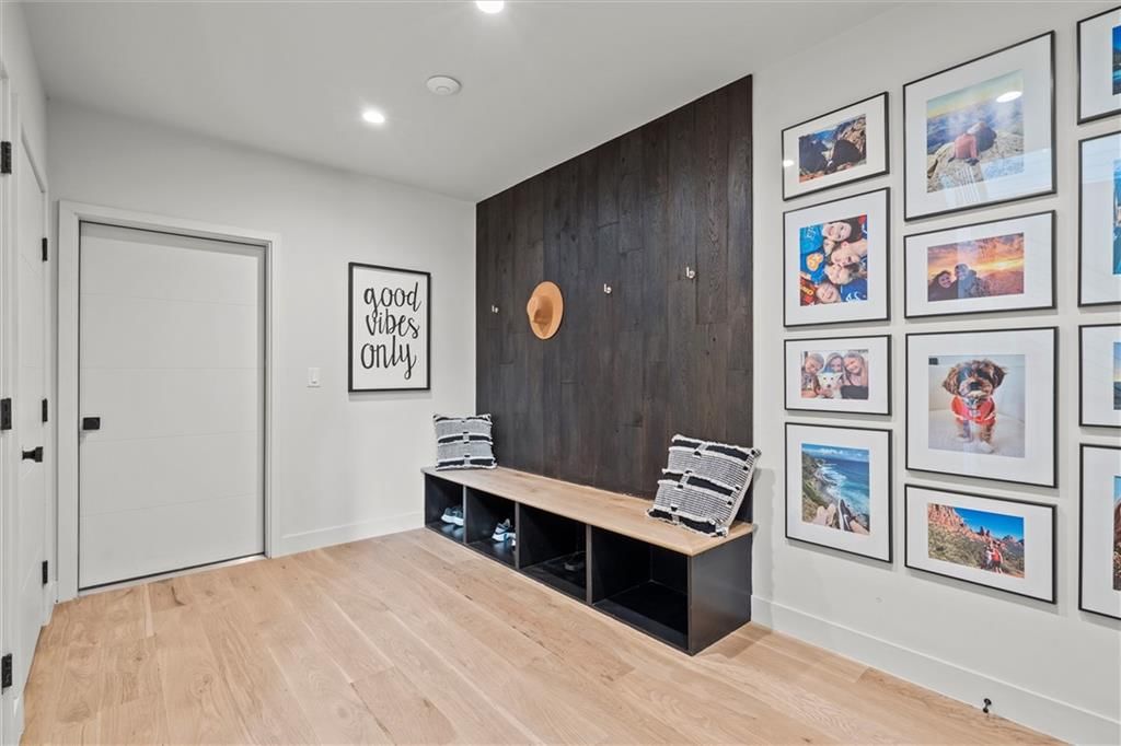 4540 Mercier Street — photo 4