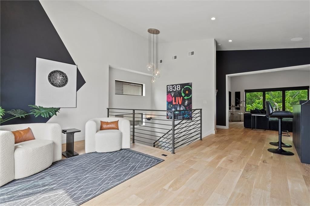 4540 Mercier Street — photo 30