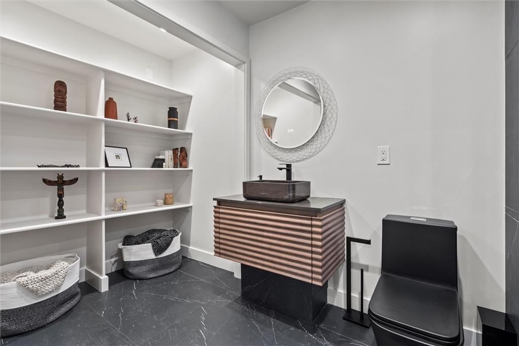 4540 Mercier Street — photo 35