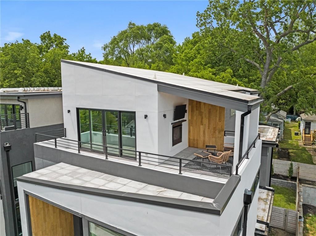 4540 Mercier Street — photo 39