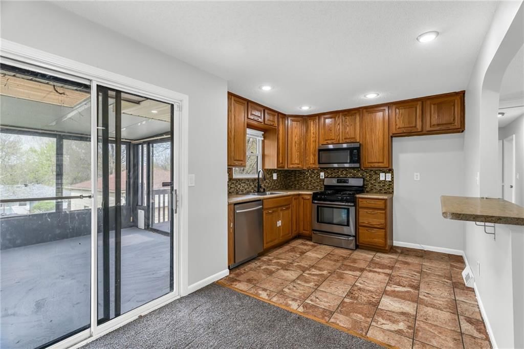 532 NE 98th Place — photo 10