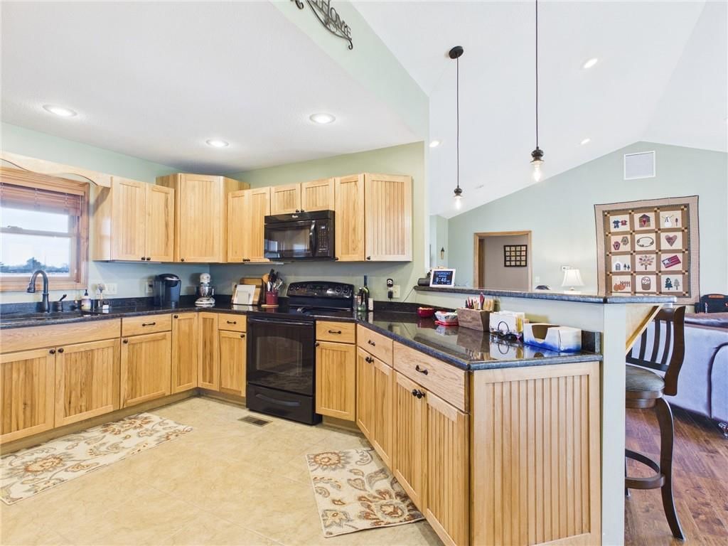 2082 Osage Road — photo 9