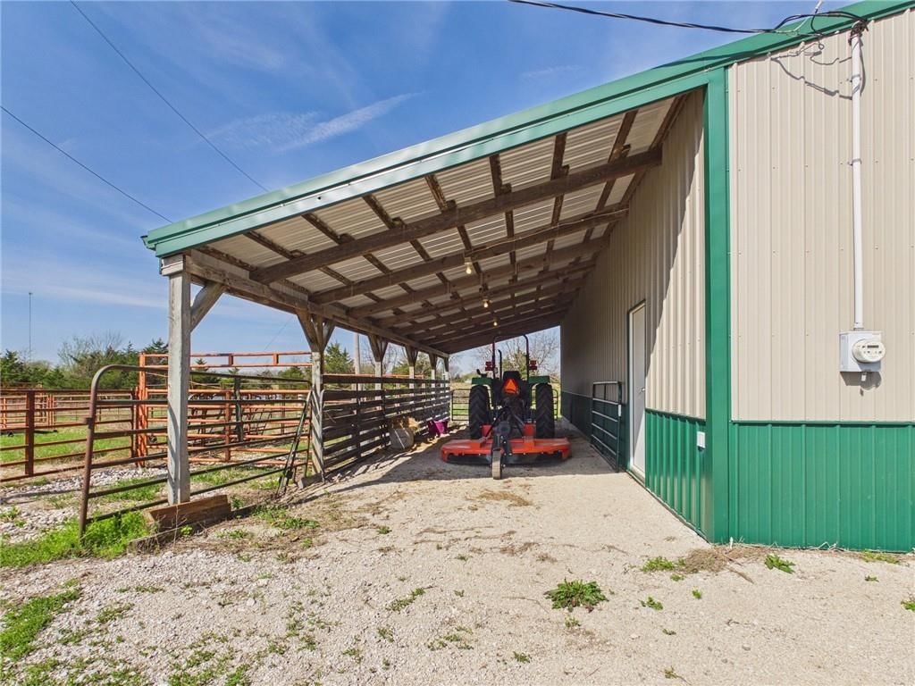 2082 Osage Road — photo 31