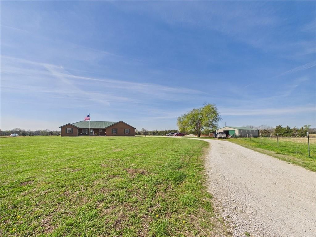 2082 Osage Road — photo 38