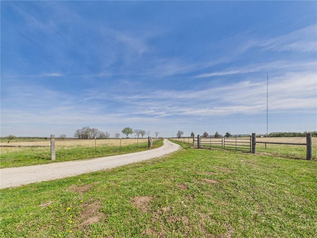 2082 Osage Road — photo 41