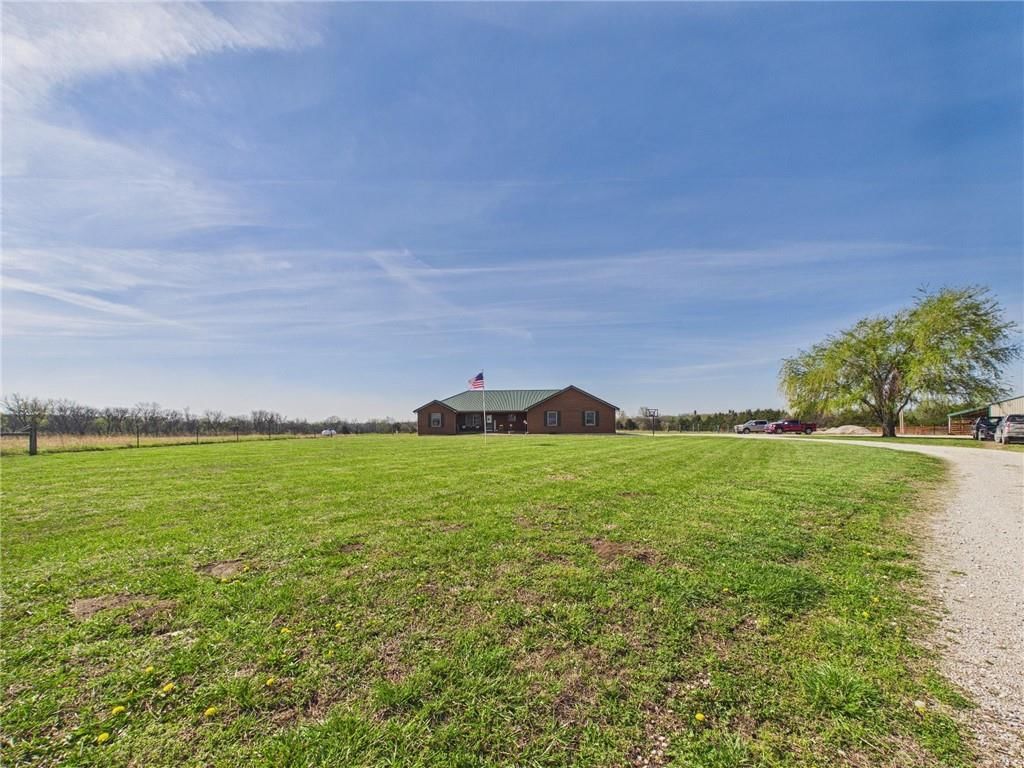 2082 Osage Road — photo 42