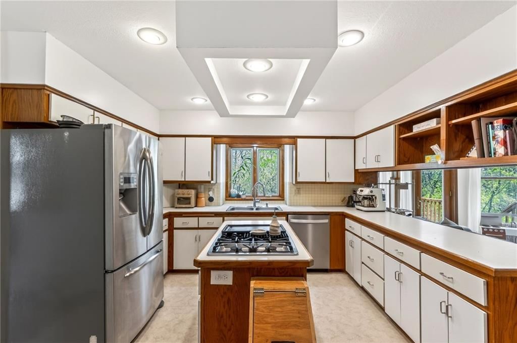 3415 Rock Creek Drive — photo 10