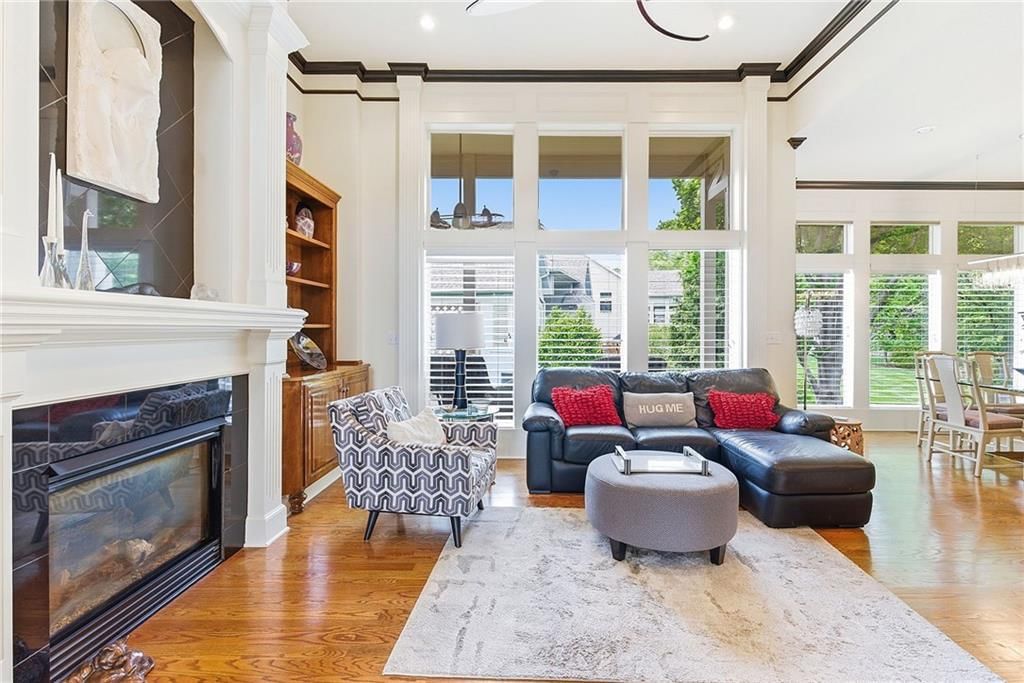 13236 Barton Street — photo 7