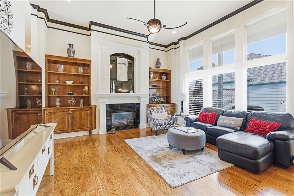 13236 Barton Street — photo 10