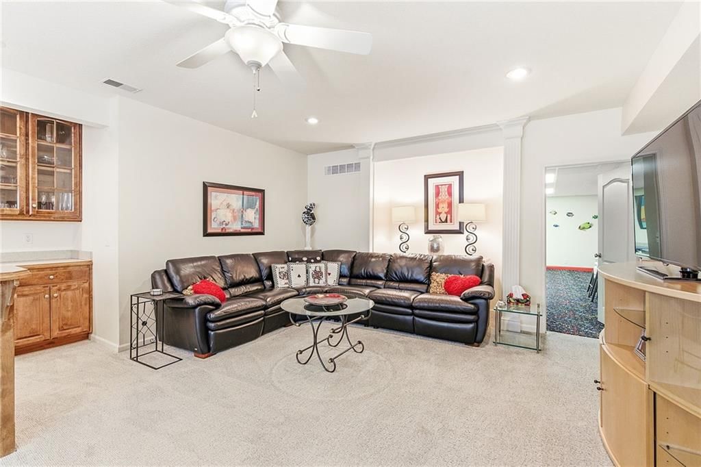 13236 Barton Street — photo 33