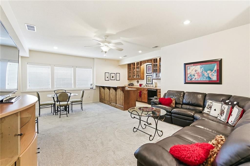 13236 Barton Street — photo 34