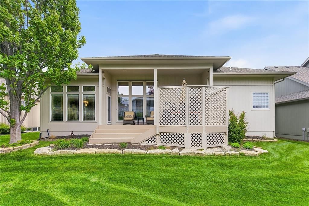 13236 Barton Street — photo 41