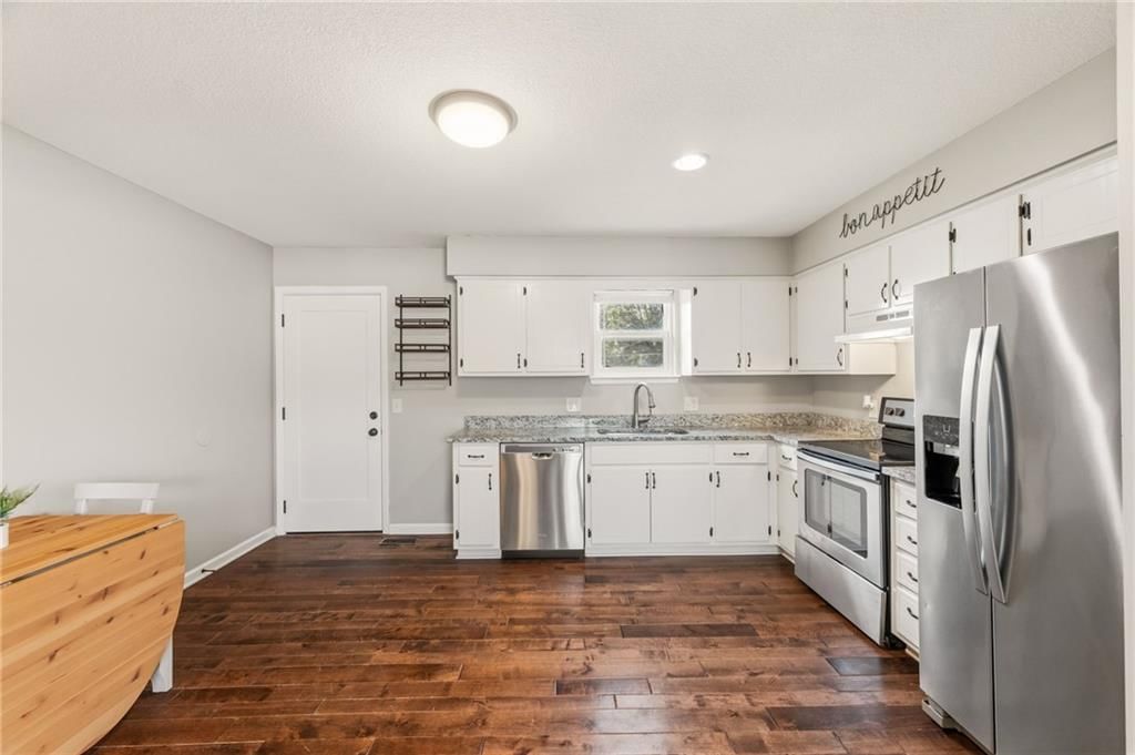1225 E Cothrell Street — photo 12