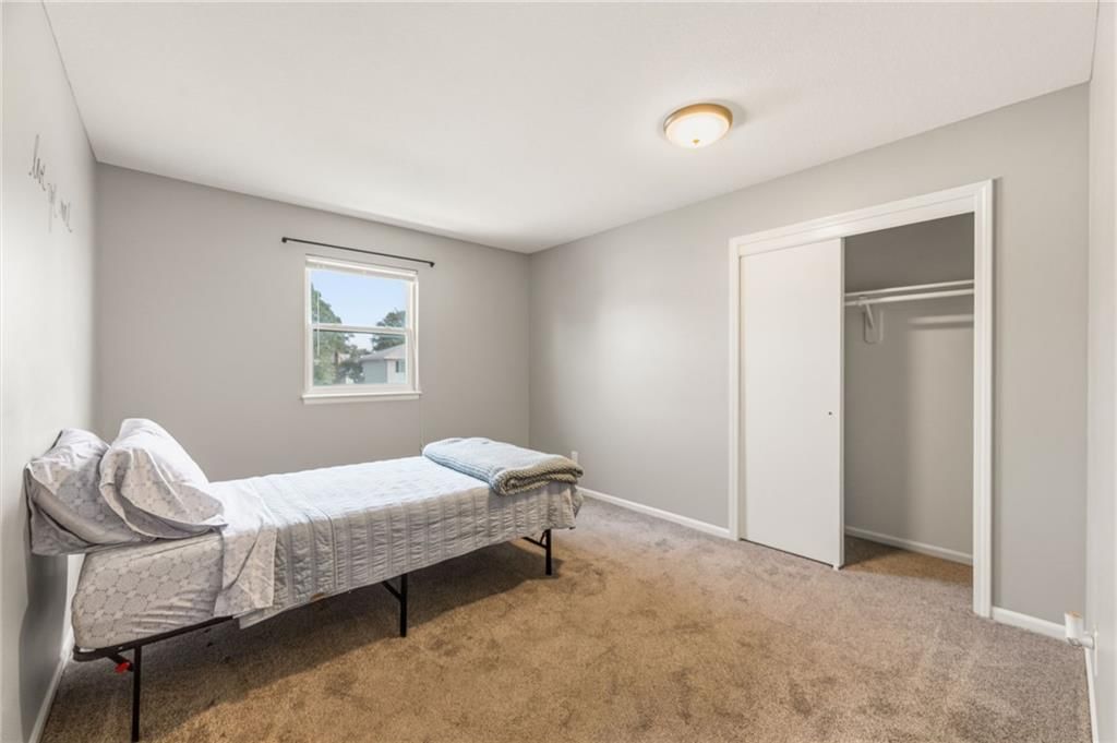 1225 E Cothrell Street — photo 14