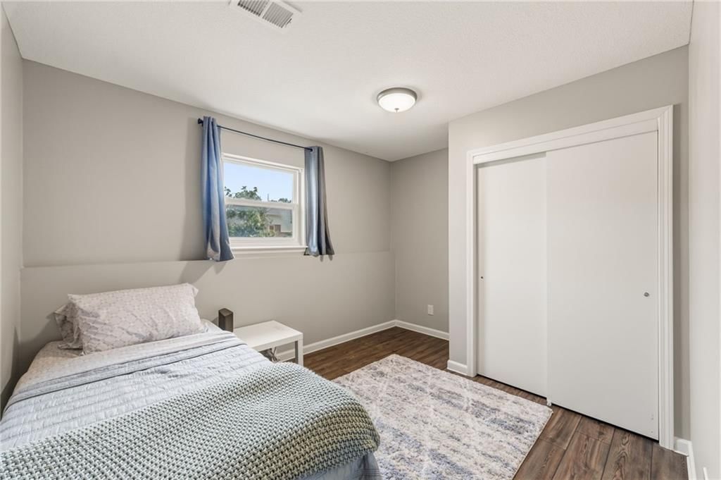 1225 E Cothrell Street — photo 22