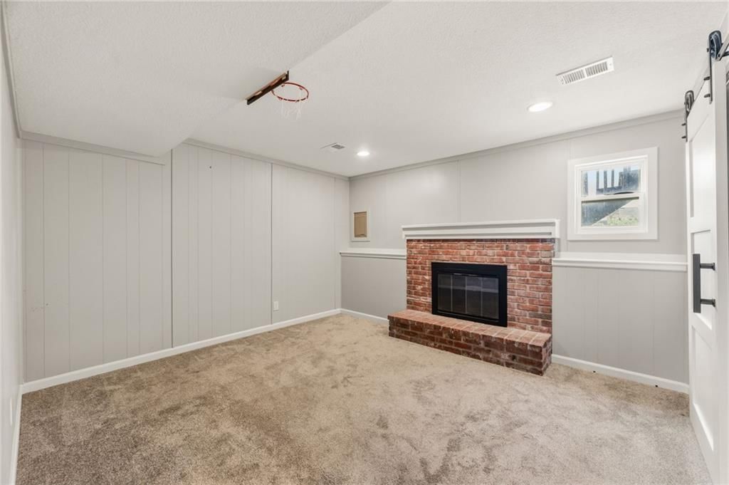 1225 E Cothrell Street — photo 26