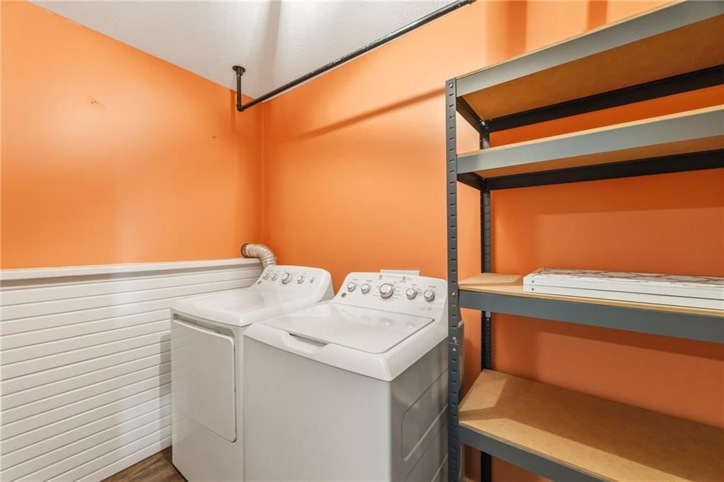 1225 E Cothrell Street — photo 30