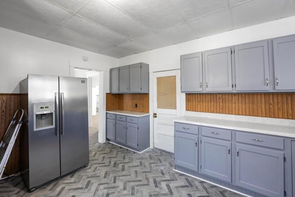212 S Holbrook Street — photo 11