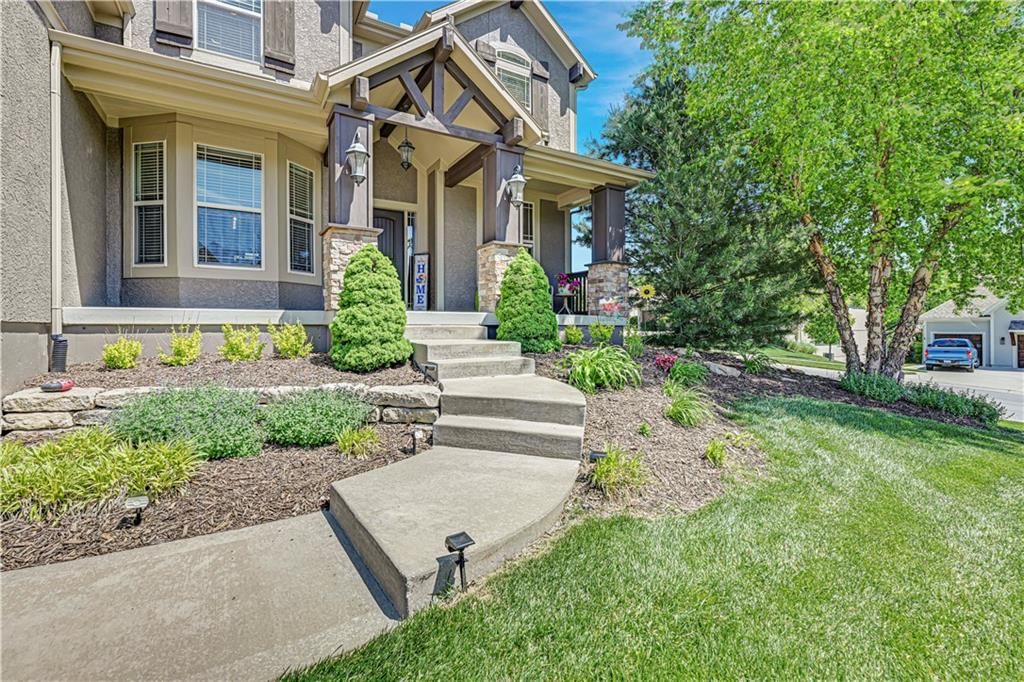 11562 S CARBONDALE Street — photo 4